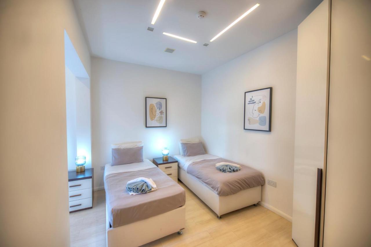 Apartment Bright And Spacious 3 Bedroom With Breathtaking Views - Goslm-5 *